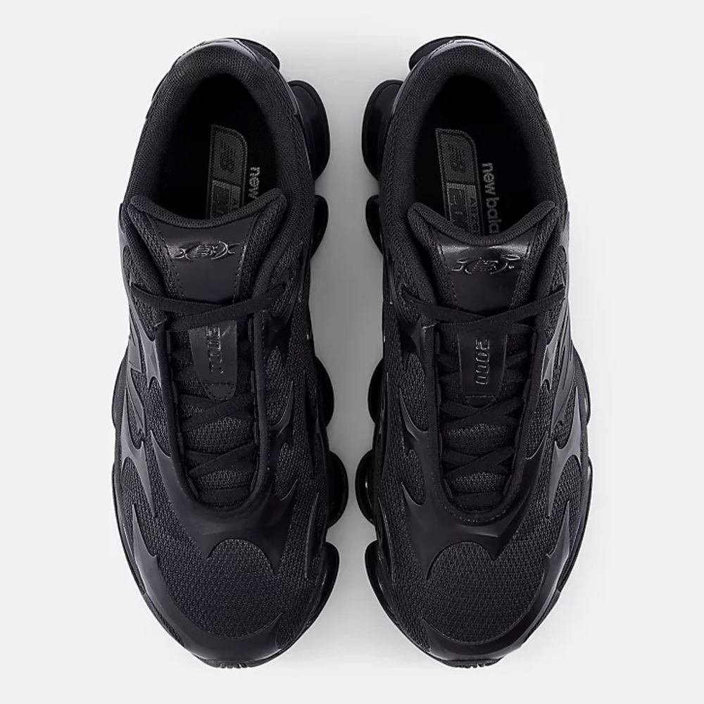📞 New Balance 2000 Triple Black 🖤 - Picture 4 of 5